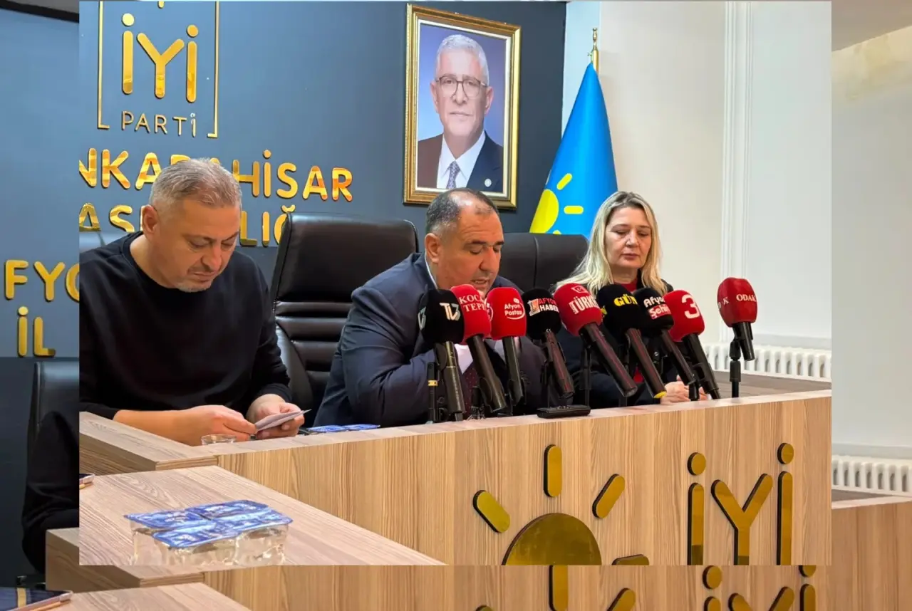 Mısırlıoğlu’ndan Afyon gündemini hareketlendiren sorular: "Kızılay fabrikası kapanacak mı, hızlı tren ne zaman gelecek?" 3