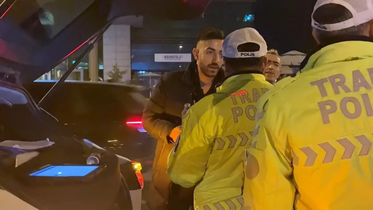 Polise “Teşkilat mısınız?” Diye Sordu! Alkollü Sürücüye 265 Bin TL Ceza 3
