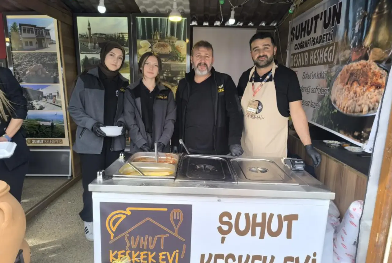 Şuhut Keşkeği GastroAfyon’da Ziyaretçilerin gözdesi oldu: 5 bin kişiye ücretsiz ikram edildi 4