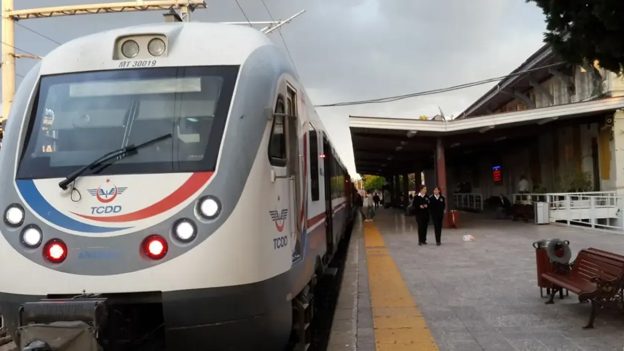 Ücretsiz Tren Biletlerinde Yeni Dönem! 29 Ekim’de Başlıyor: Kimlik Kartı Yeterli Olacak 3