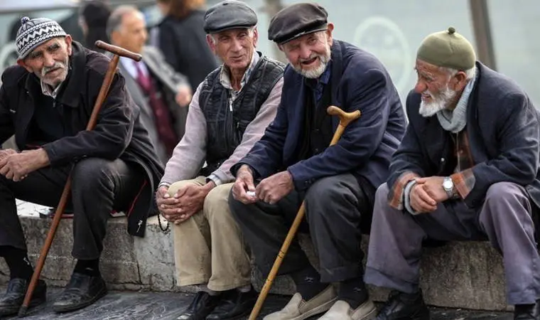 İPA'dan çarpıcı rapor... Emekli sefalet 'altın'da: 2010'da 11,4 gram altın  alabilen emekli, şimdi 4,4 gram alabiliyor - Son Dakika Ekonomi Haberleri |  Cumhuriyet